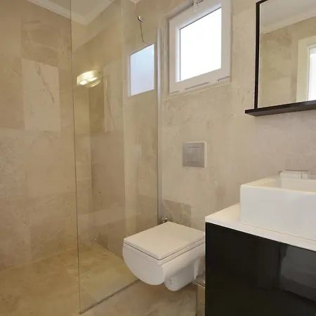 Villa Private Melek 2 *